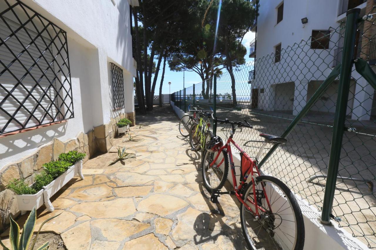 La Torre - Villa Rosamar Beach Cambrils Exterior photo