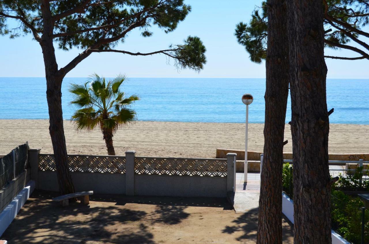 La Torre - Villa Rosamar Beach Cambrils Exterior photo