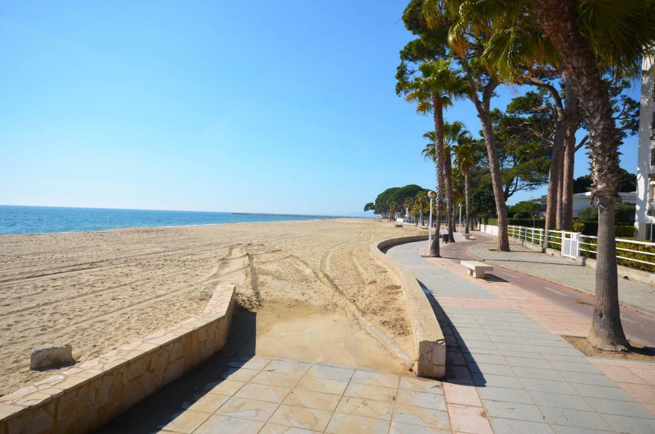 La Torre - Villa Rosamar Beach Cambrils Exterior photo